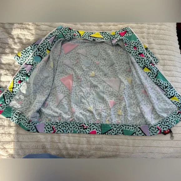 Retro Outfit - Picture 11 of 14